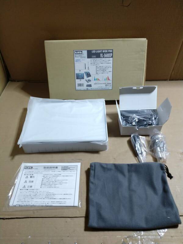 【未使用 開封品 】エルピーエル LPL L27553 [LEDライトワイドプロ VL-5600XP]