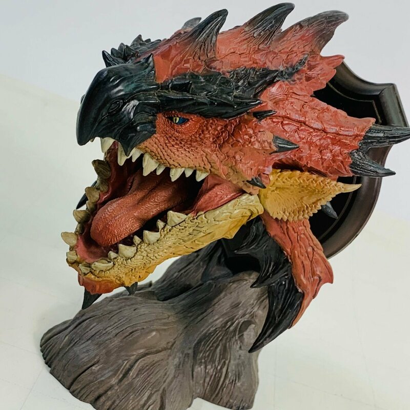 中古品 一番くじ モンスターハンター A賞 ハンティングトロフィー リオレウス