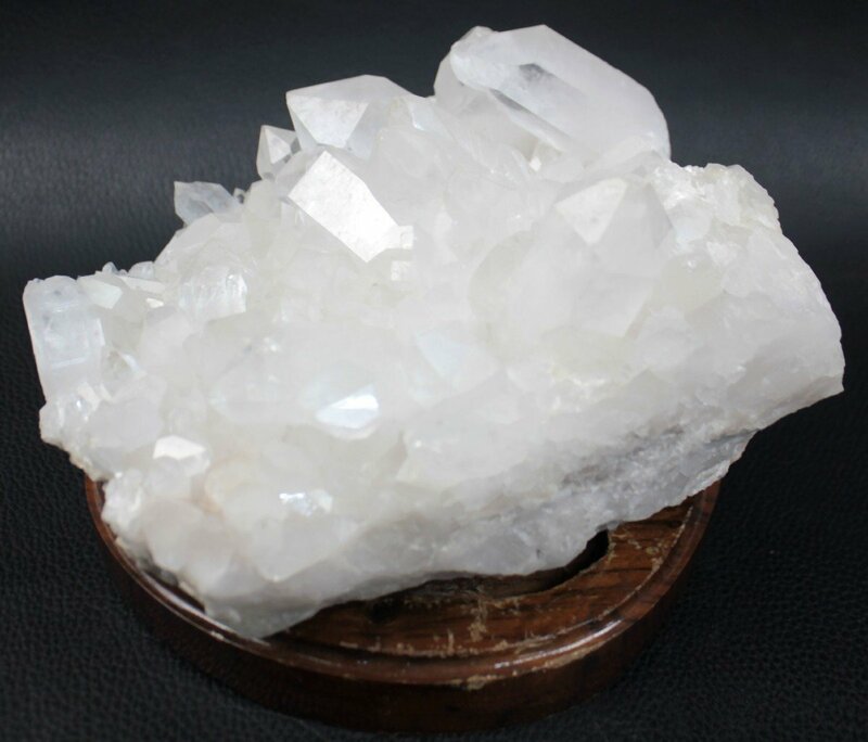 水晶 サイズ 約W140×D170×H130mm 約4.3kg クリスタル オブジェ 置物 鉱石 鑑賞石 原石 パワーストーン 守護石