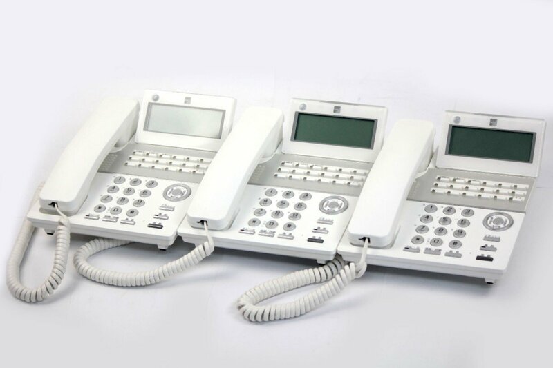 [動作OK 3点セット] サクサ SAXA ビジネスホン ビジネスフォン TD810 (W) 子機 電話機 通信機器 オフィス 事務所 OA機器 2018年製