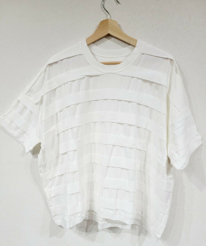 HaaT　イッセイミヤケ　半袖Tシャツ　ホワイト　２