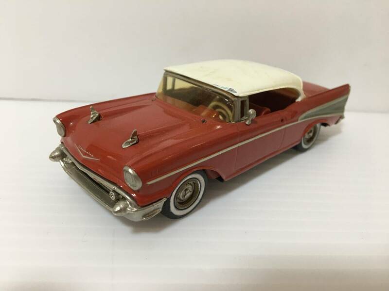 ○W145○現状品 ミニカーWestern Models WMS 44 CHEVROLET BEL-AIR 1957 ウエスタンモデル シボレー ベルエア 英国製 約12ｃｍ