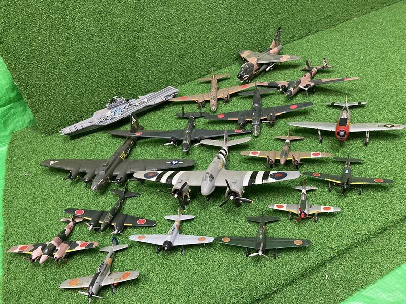 戦闘機 航空機 模型 プラモデル 完成品 軍用機 飛行模型