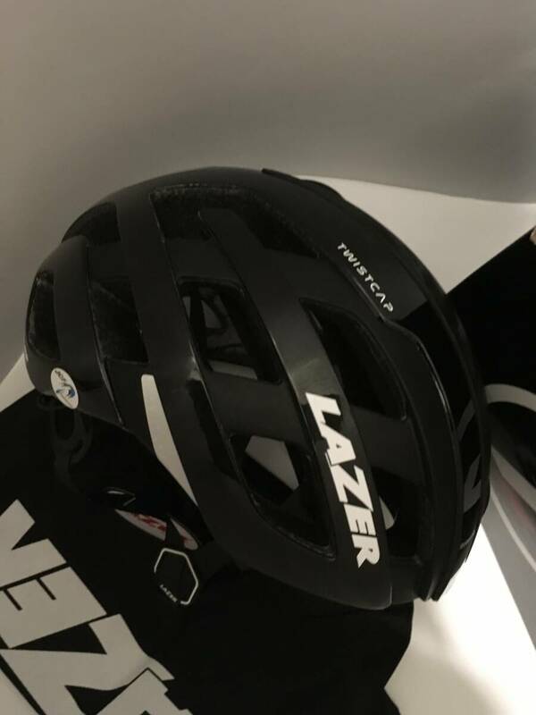 LAZER レーザー CENTURY AF+LED ヘルメット Sサイズ 新品　黒　自転車　ロードバイク　JCF公認