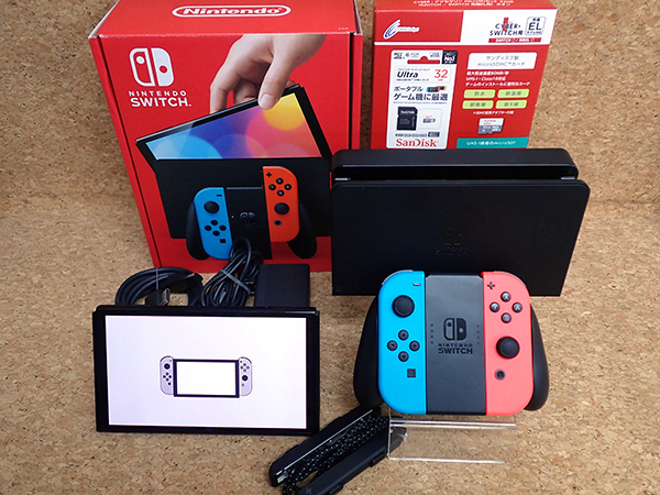 【中古 良品】任天堂 Nintendo Switch 有機ELモデル Joy-Con[L] ネオンブルー/[R] ネオンレッド HEG-S-KABAA 本体 ケース付き(PEA69-1)