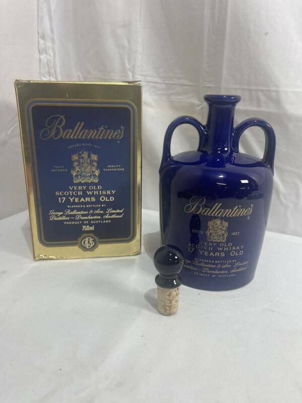 【t260】　バランタイン Ballantine スコッチ ウイスキー 古酒 陶器 陶器ボトル ベリーオールド 