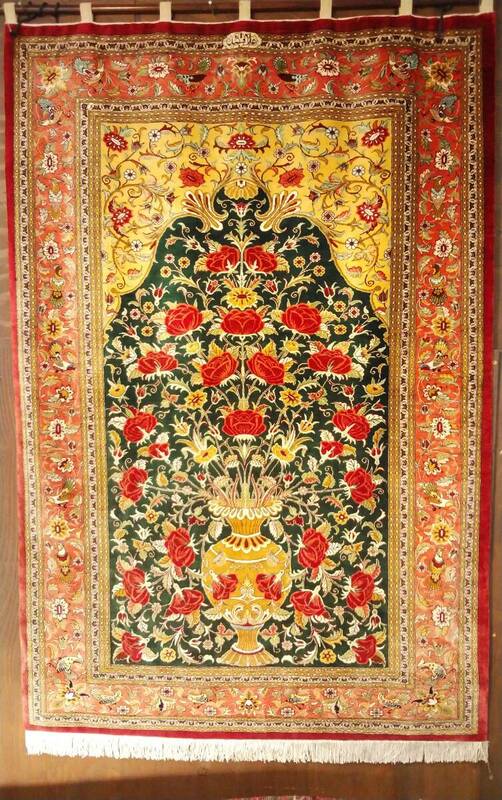 【激推し逸品】織物芸術 オールシルク ペルシャ絨毯 クム産 アラーガマンデ工房 大人気のゴルダニ トルコ絨毯好きにも 