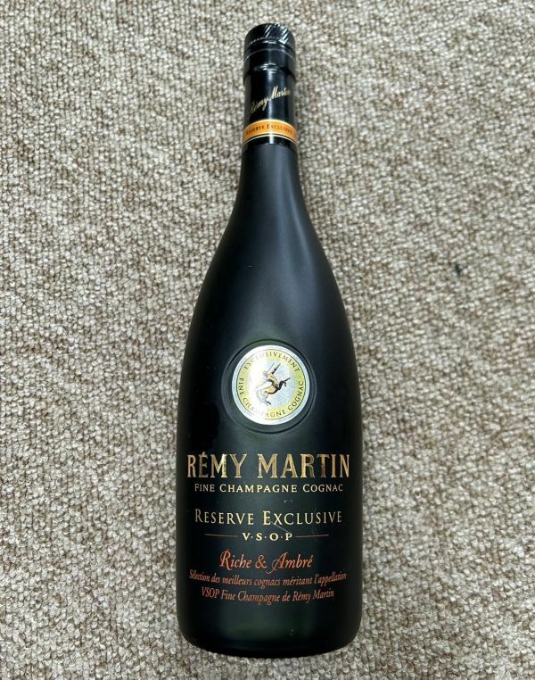 【A64】未開栓 古酒 REMY MARTIN FINE CHAMPAGNE COGNAC レミーマルタン ブランデー コニャック 700ml 40% 現状品