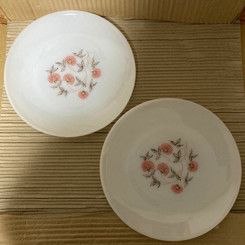 ファイヤーキング　フルーレット　プレート　2枚　① 皿　お皿　ピンク　花柄