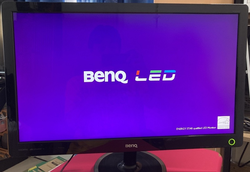 BENQ　２４型ワイド　パソコンモニター　LED　フルHD　V2429-T　おまけ、説明書付　
