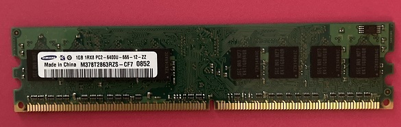 サムソン　Samsung　PC2-6400U　１GB　中古品