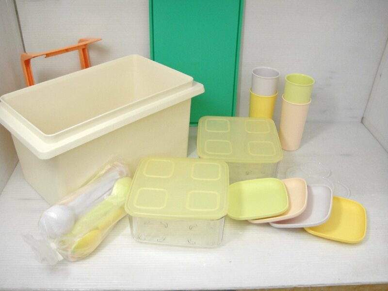 5320 タッパーウェア Tupperware ピクニックセット 未使用長期保管品