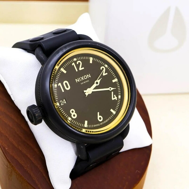 ◆稼働 NIXON オクトーバー 腕時計 マットブラック 新品電池 外箱 s