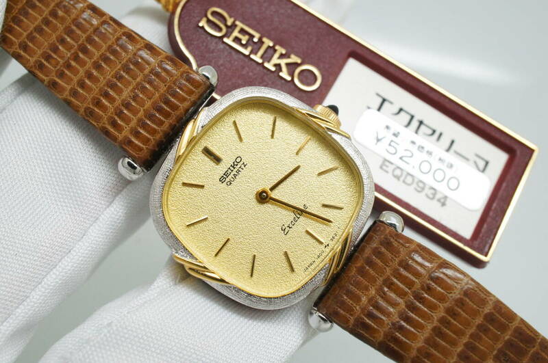 E117●作動良好 未使用デッドストック SEIKO セイコー EXCELINE エクセリーヌ 1400-7020 1982年製 純正ベルト尾錠 レディース腕時計