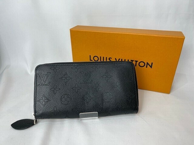 LOUIS VUITTON ルイヴィトン ノワール. ジッピー・ウォレット 長財布 マヒナ M61867