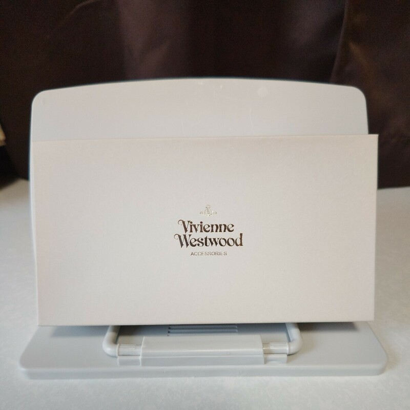 【箱のみ】Vivienne Westwood 外箱 3118C9A1 BK