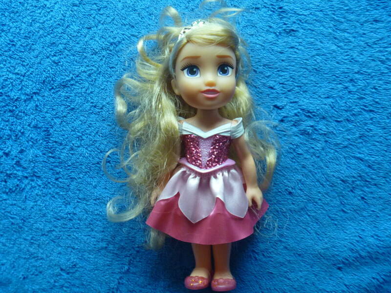 DISNEY PRINCESのミニDOLL 796