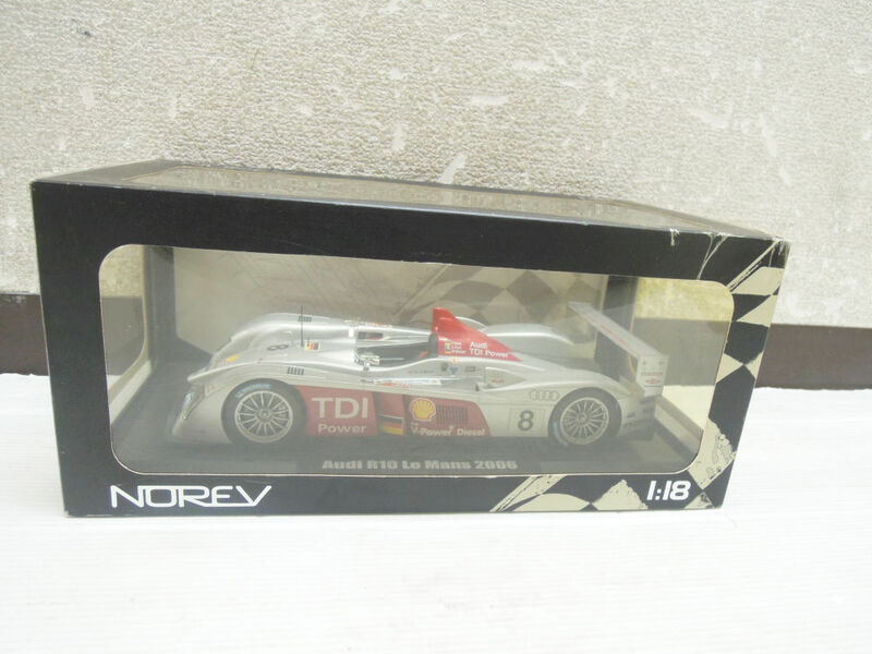 2292) ノレブ NOREV 1/18 Audi アウディ R10 #8 ルマン 2006