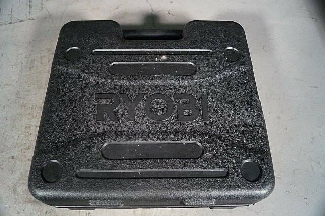 ◎ RYOBI リョービ 充電式 インパクトドライバ 充電器 100V バッテリー 2個付き ケース付き ※通電確認済み BID-1260