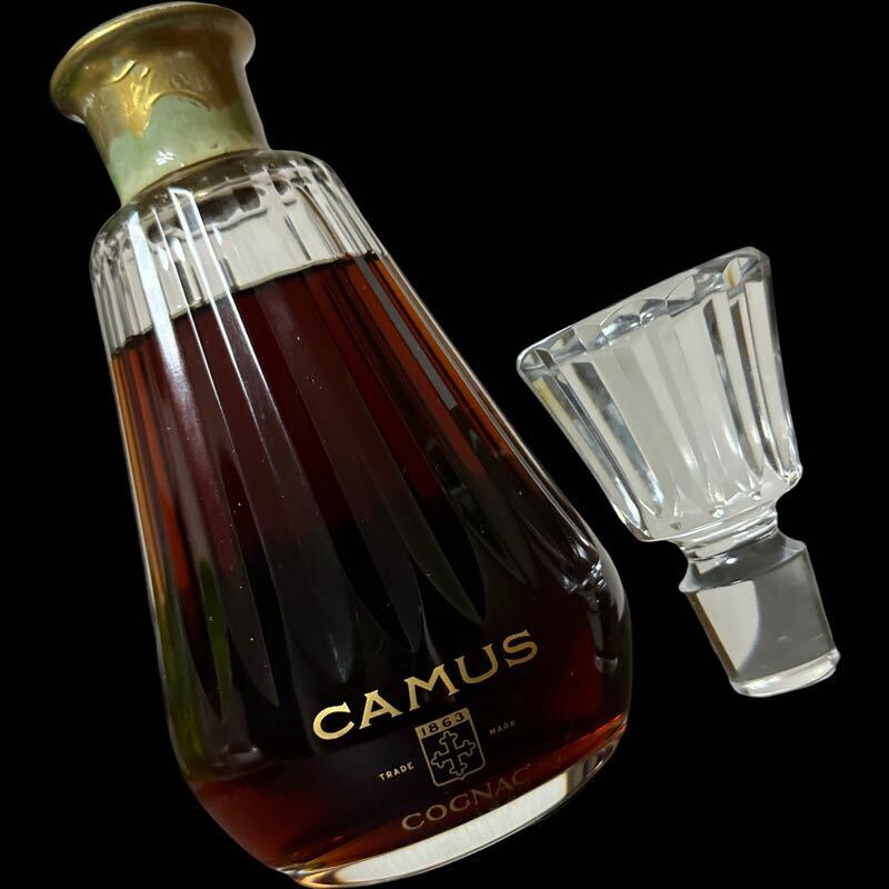 カミュ CAMUS バカラボトル 替栓付き Baccarat コニャック COGNAC バカラクリスタル ブランデー 古酒 未開栓