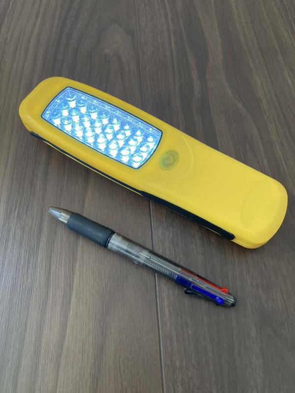 【送料350円】 LEDライト 単三電池 3本タイプ 懐中電灯