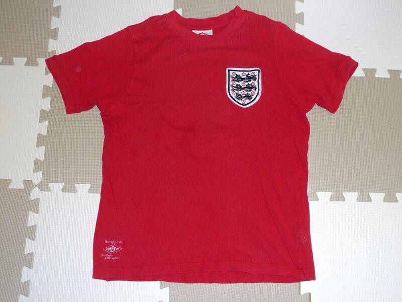 96.☆特価☆UMBRO WORLDCUP WINNERS 1966 Tシャツ