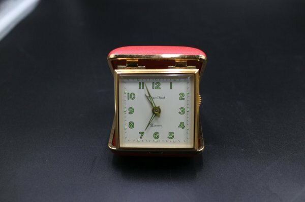 東京時計 トラベルウォッチ　ゼンマイ式　動作確認済　目覚まし時計 　置き時計　レトロ　アンティーク