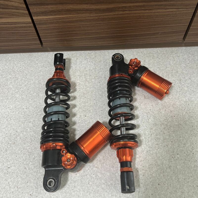 Rear Shock Absorber RS-1058B リアサス
