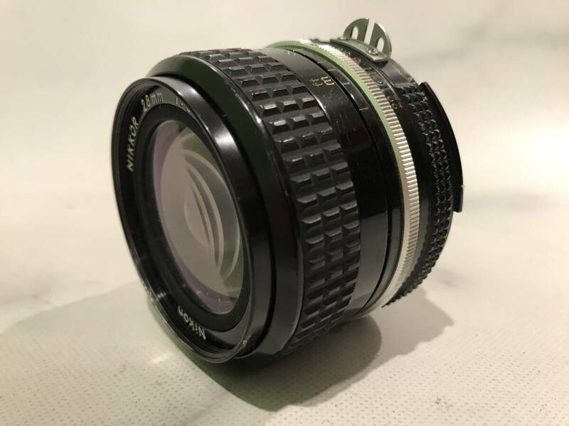 Nikon ニコン NIKKOR 28mm 単焦点高級ワイドレンズ 1:3.5