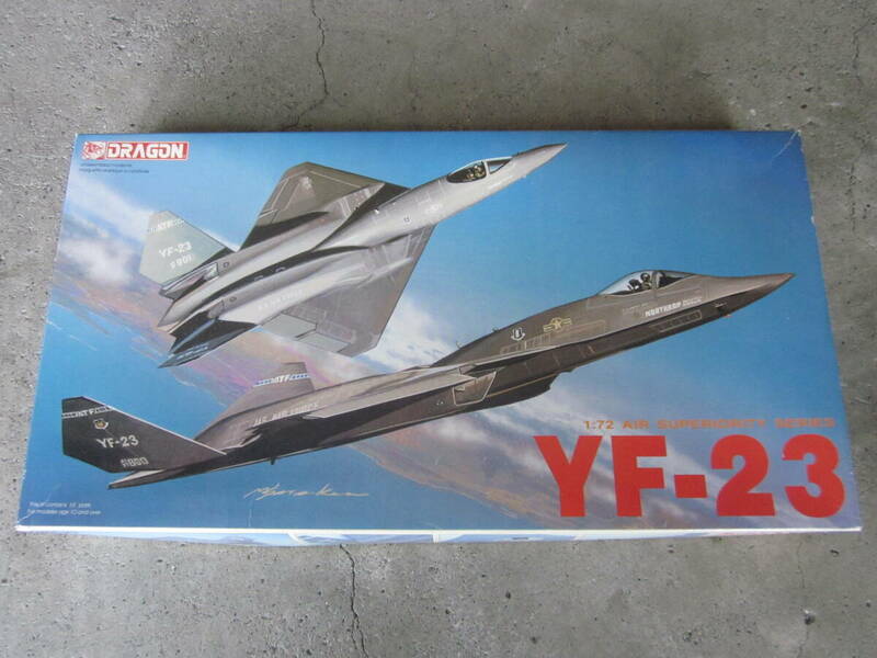 ドラゴン★1/72 アメリカ空軍 試作戦闘機 YF-23