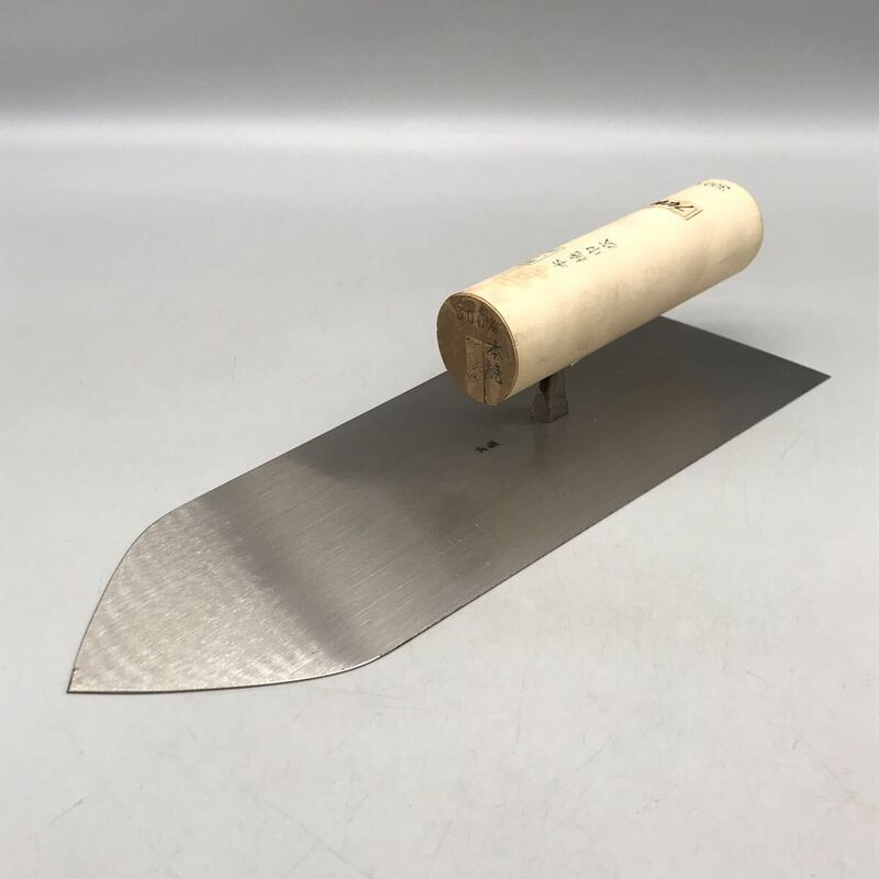 【新品 未使用】大阪 カネ与 与 左官コテ 本焼巾広 300mm 鏝 道具 左官道具 コテ 職人 道具 大工 工具 軽い鏝 特製 おすすめ