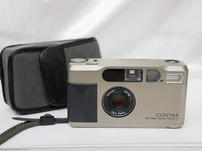 #7090 Contax T2 チタン Sonnar コンパクトフィルムカメラ 　コンタックス