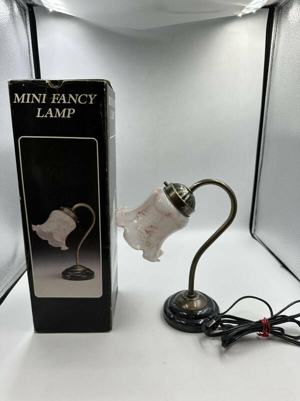 MINI 　FANCY　LAMP　ランプ　置物　レトロ　明かり　お花　インテリア　ピンク　TL‐0012　照明　中古　現状品　明かり確認OK　E831