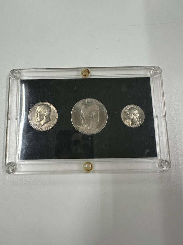アメリカ建国200周年記念銀貨３枚セット　UNITED　STATES　BICENETENNIAL　COINAGE　記念コイン　リバティコインセット　中古　E1061