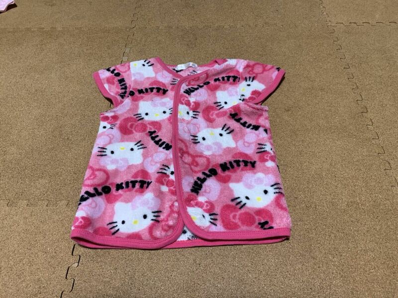 HELLO KITTY スリーパー　90㎝