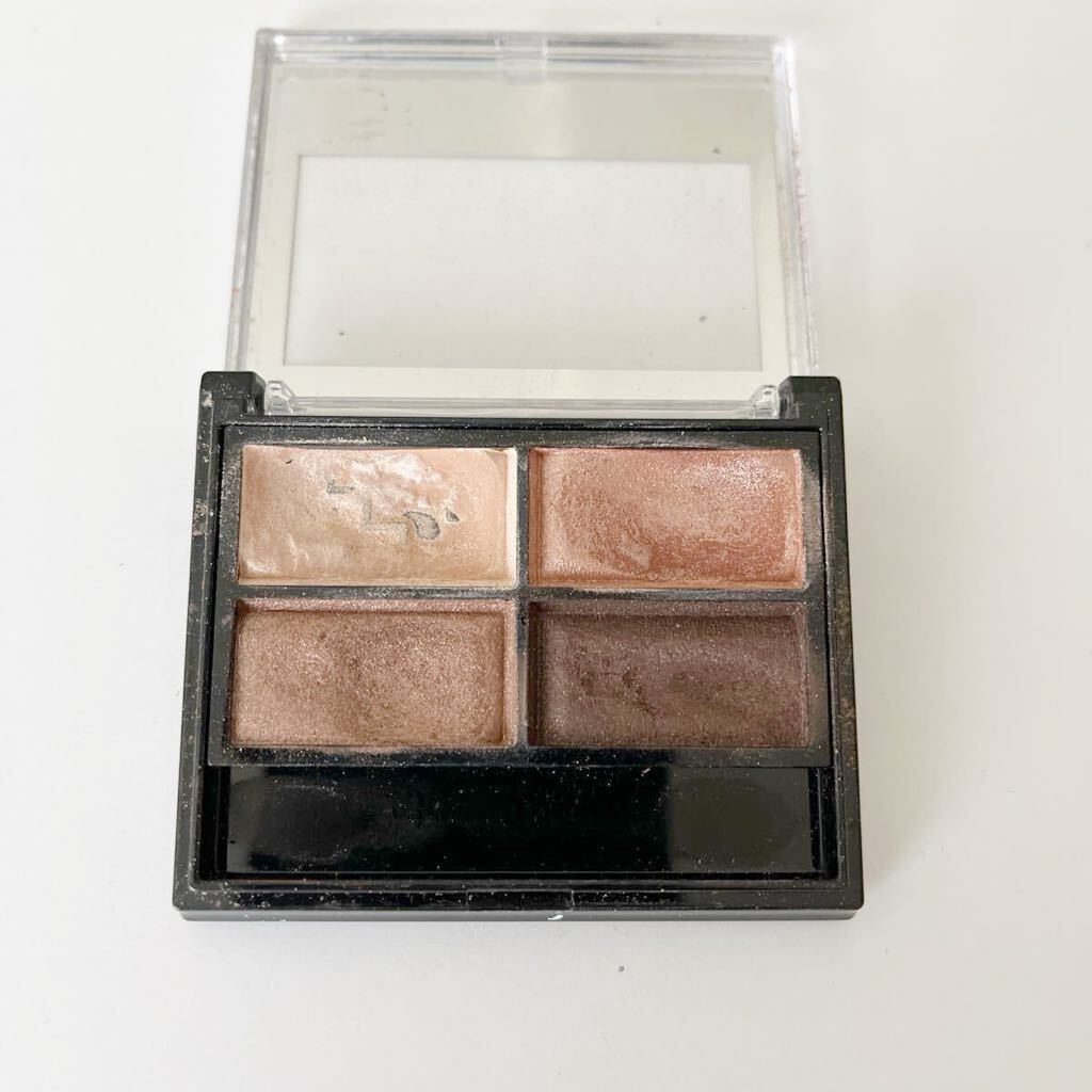 リンメル・ロイヤルヴィンテージアイズ・アイシャドウ・アイカラー・ブラウン系・定価1650円