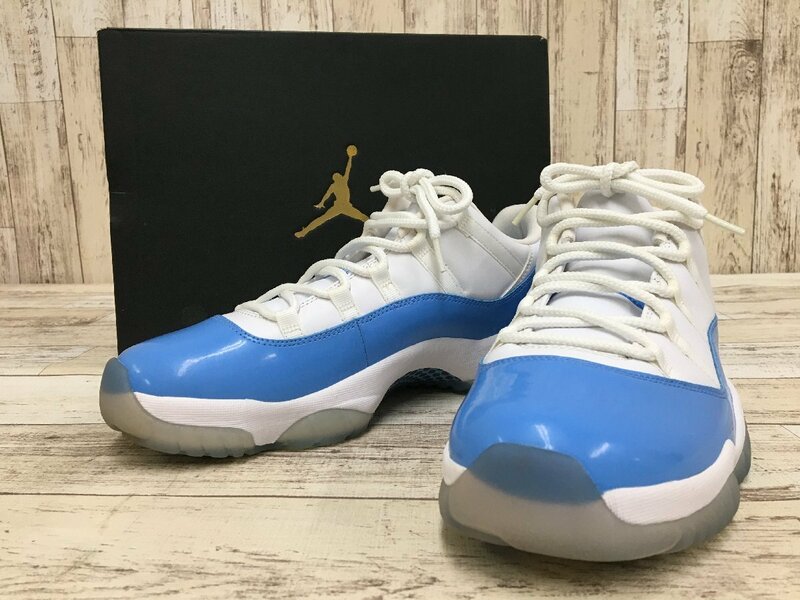 148B NIKE AIR JORDAN 11 RETRO LOW 528895-106 ナイキ エアジョーダン【中古】