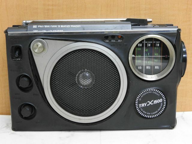 ジャンク 東芝 RP-1500F ICラジオ FM/SW/MW 3バンド 本体のみ