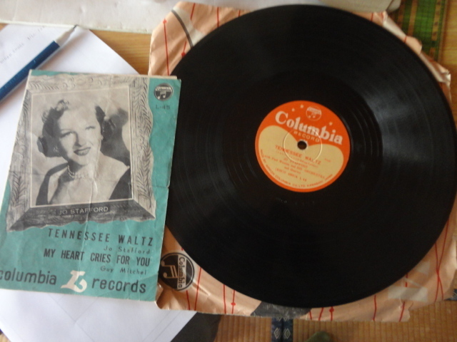 SP盤 コロムビア TENNESSEE WALTZ, MY HEART CRIES FOR YOU, JO STAFFORD GUYMITCHELL カード付 中古品