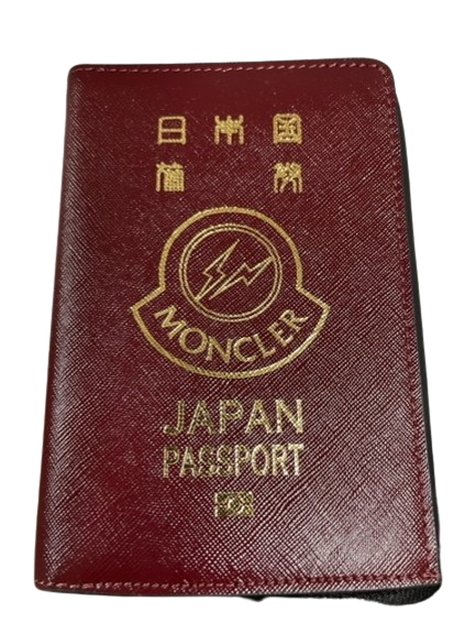 新品 本物■モンクレールGENIUS/FRAGMENT/PORTA PASSAPORTO/レザーパスポートケース/MONCLERジーニアス/フラグメント/カードケース/財布