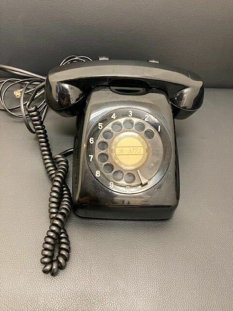 8754♪　中古　黒電話 昭和レトロ 電話機 アンティーク ダイヤル式 現状品　