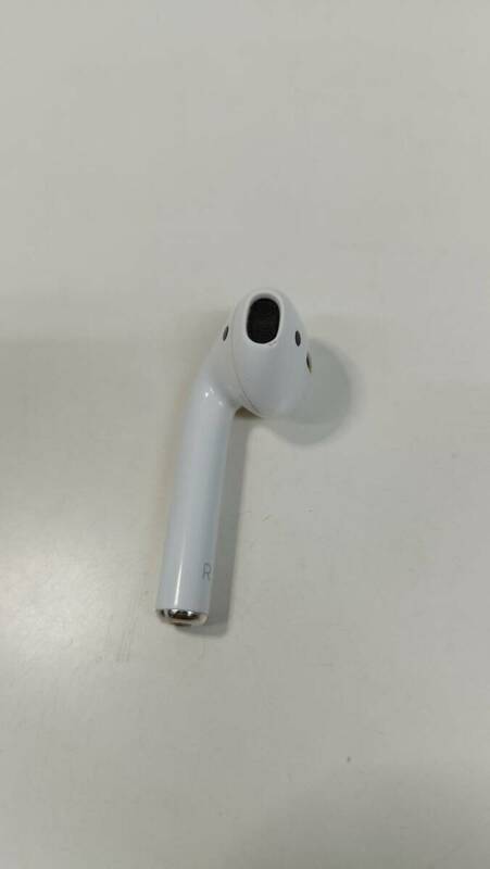 【動作品】AirPods 第1世代 (A1523) 右耳のみ！