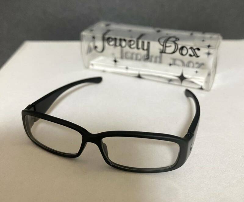 ボークス製 スーパードルフィー　SDサイズ眼鏡(黒縁)