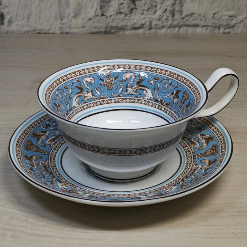 【YH-9157】中古現状品 WEDGWOOD ウェッジウッド カップ＆ソーサー 1客 箱無し