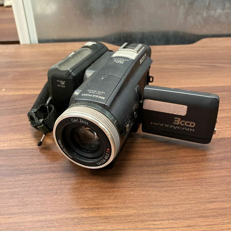 SONY デジタルビデオカメラ ソニー レコーダー DCR-HC1000 2004年製 デジカメ デジタル カメラ ハンディカム カメラマン 撮影 Panasonic 