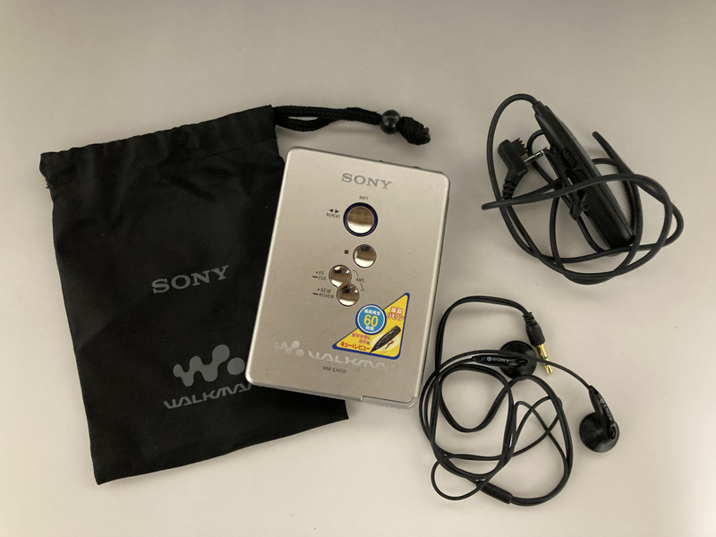 SONY ソニー WALKMAN ウォークマン WM-EX610 カセットプレーヤー リモコン イヤホン付 シルバー