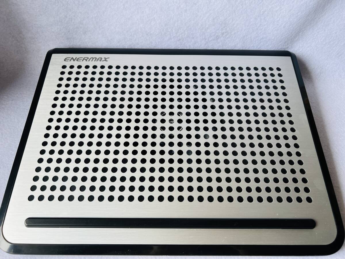 【ジャンク】　ノートPCクーラー　ENERMAX Twister Odio 16 CP008　【実使用無し】