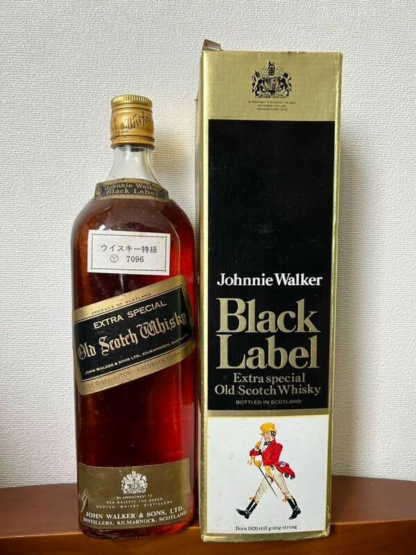 新品未開栓 Johnnie Walker ジョニーウォーカー Black Label ブラックラベル 黒ラベル スコッチウイスキー 金キャップ 43% 1136ml 箱付き