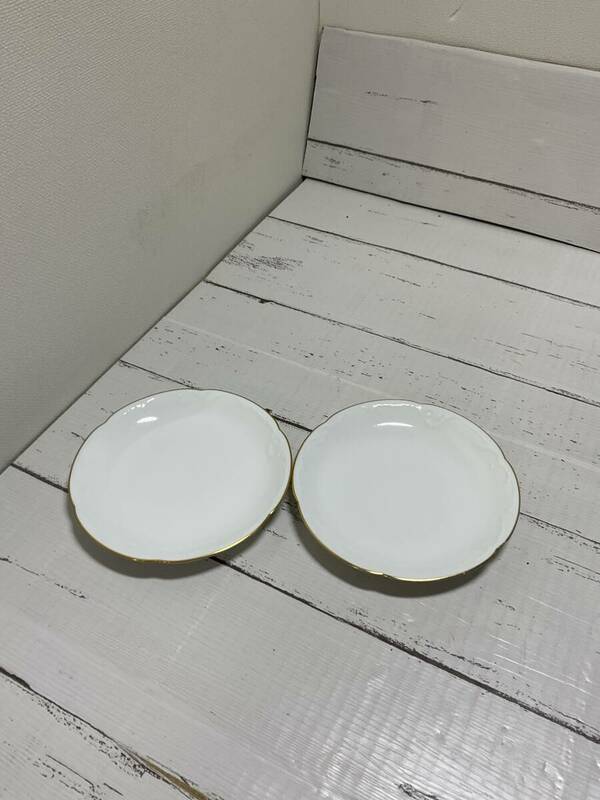 大倉陶園　金ライン　15㎝プレート　２枚セット　白磁　ケーキ皿　小皿　取り皿