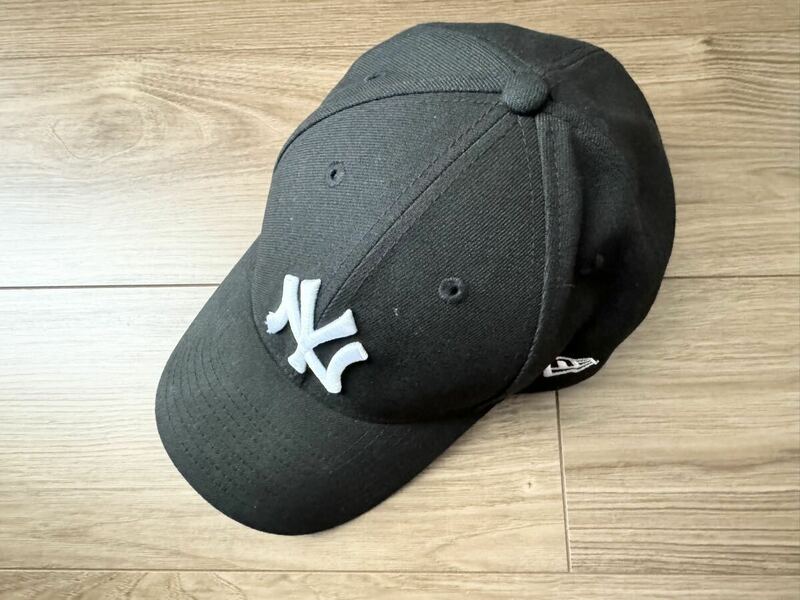 NEW ERA■9TWENTY ブラック ニューエラ ニューヨークヤンキース ロゴ 帽子 ベースボールキャップ 黒